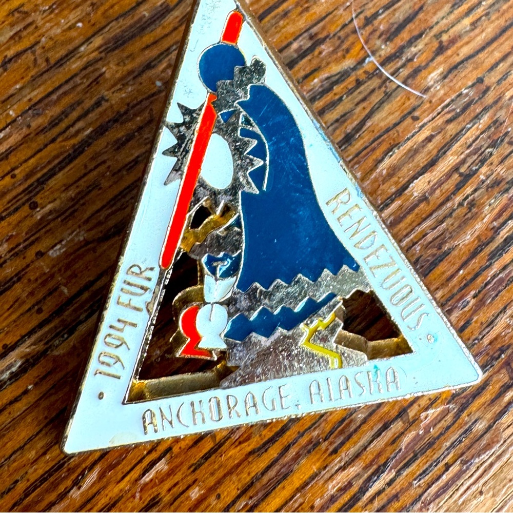 Anchorage Alaska Fur Rendezvous pin